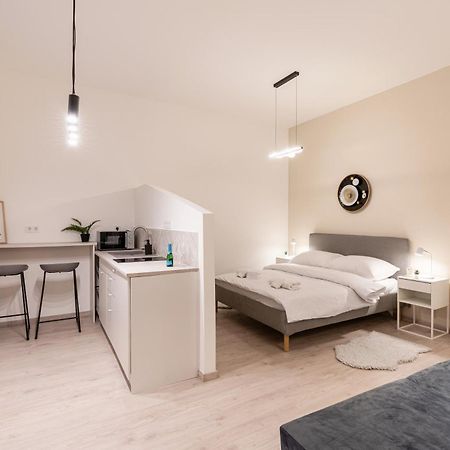 Ferienwohnung Kl31 - Urban Escape - Prime Location - Klauzal Square By Bqa Budapest Exterior foto